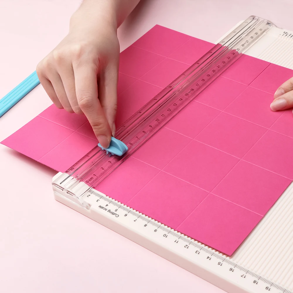 Multifunctionele trim- en scor - Bone Folder Tool recensie en prijs
